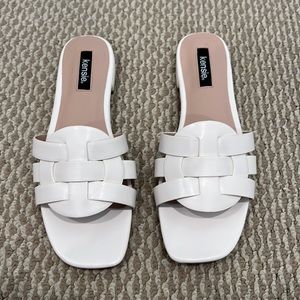 Kensie Off White Sandals